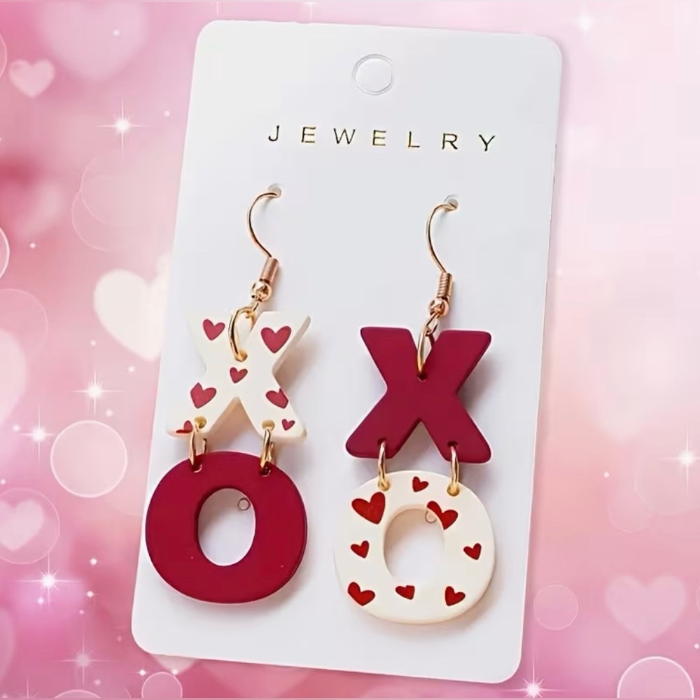 XO Love Hugs & Kisses Heart Red & White Acrylic Dangle Earrings Modern New